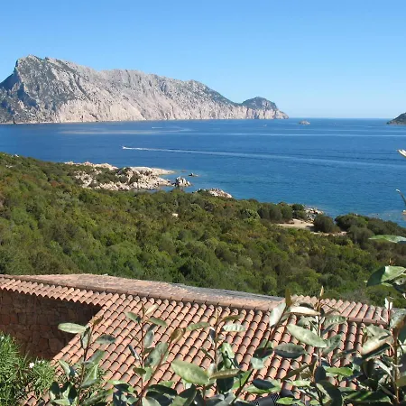Cala Ginepro House